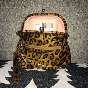 SALE🎉 Hobo large wristlet clutch